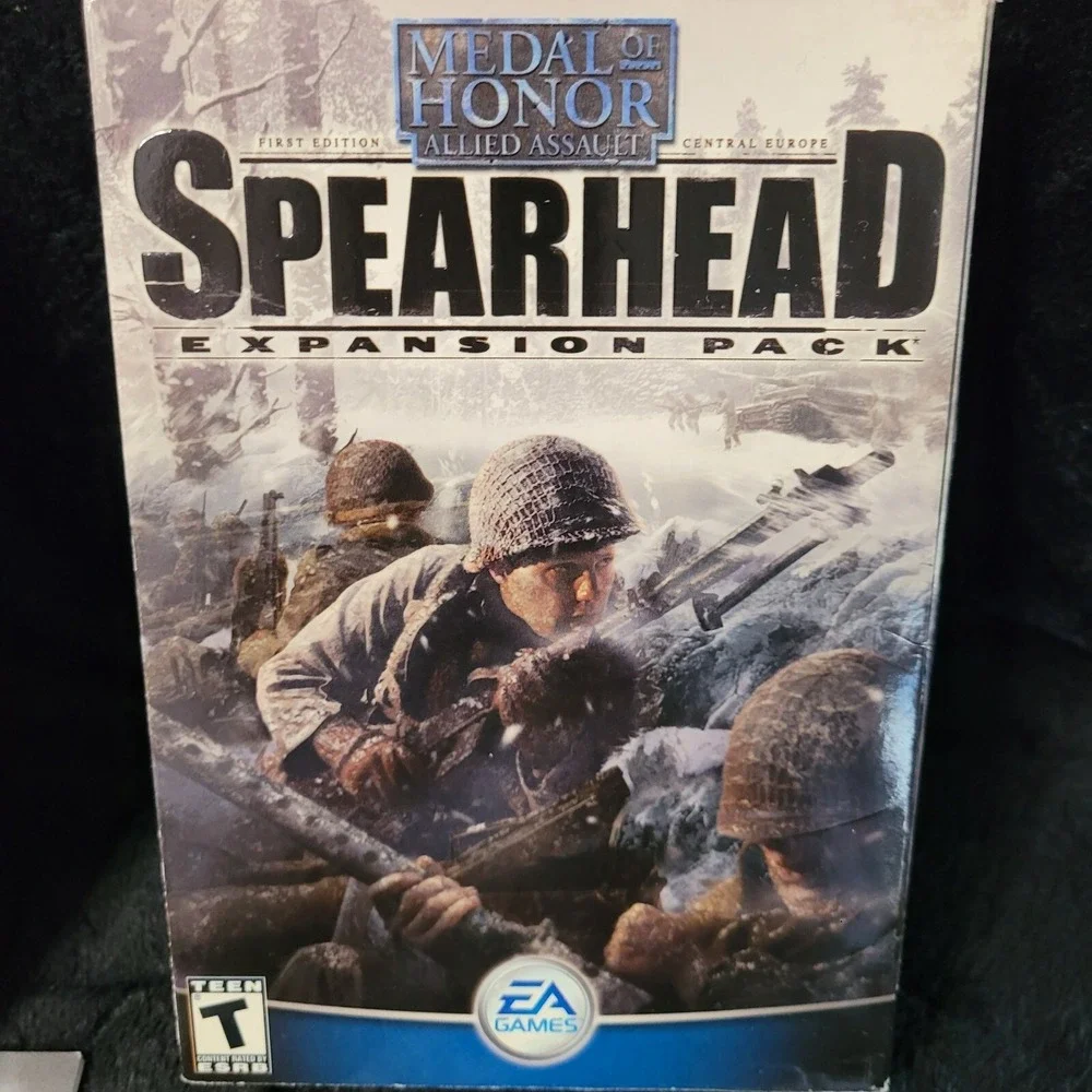Medal of Honor PC Game Lot Allied Assault + Spearhead Expansion Pack Cent Europe